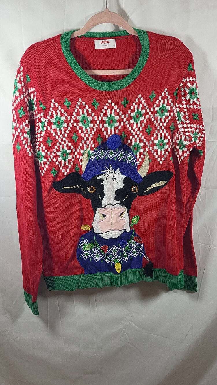 Holiday Time Men's Red Cow Beanie Hat  Ugly Christmas Sweater Large